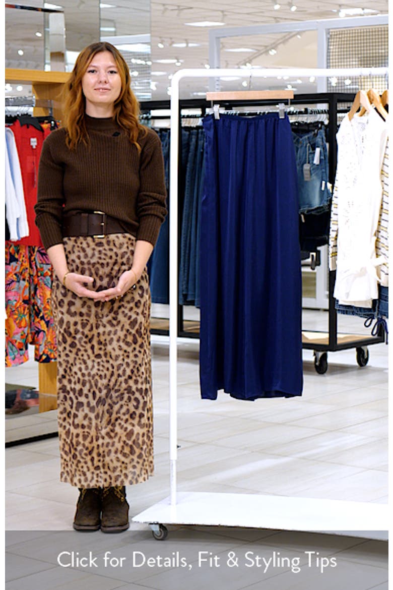 Fluid Satin Crop Pants video