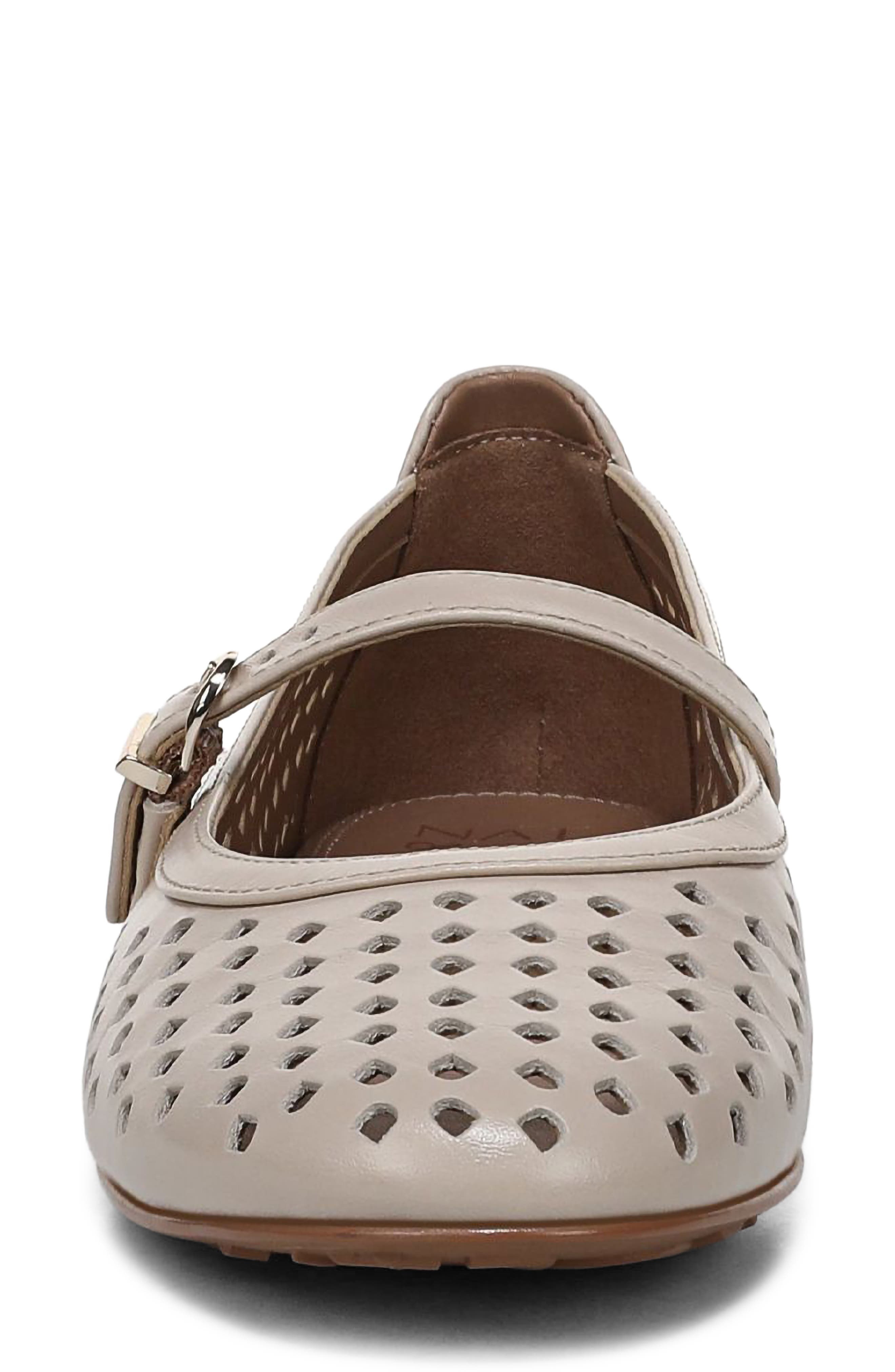Naturalizer Aria Perforated Mary Jane Flat, Alternate, color, Ivory Mist