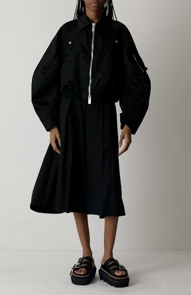 sacai　 22AW　Nylon Twill Mix Coat sacai: Khaki Treated Nylon Twill Coat | SSENSE
