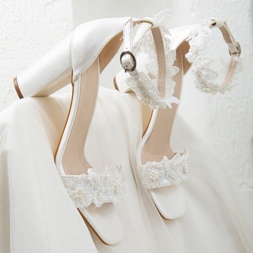 FOREVER & ALWAYS SHOES FOREVER & ALWAYS SHOES DEDE LACE BRIDAL HEELED SANDALS