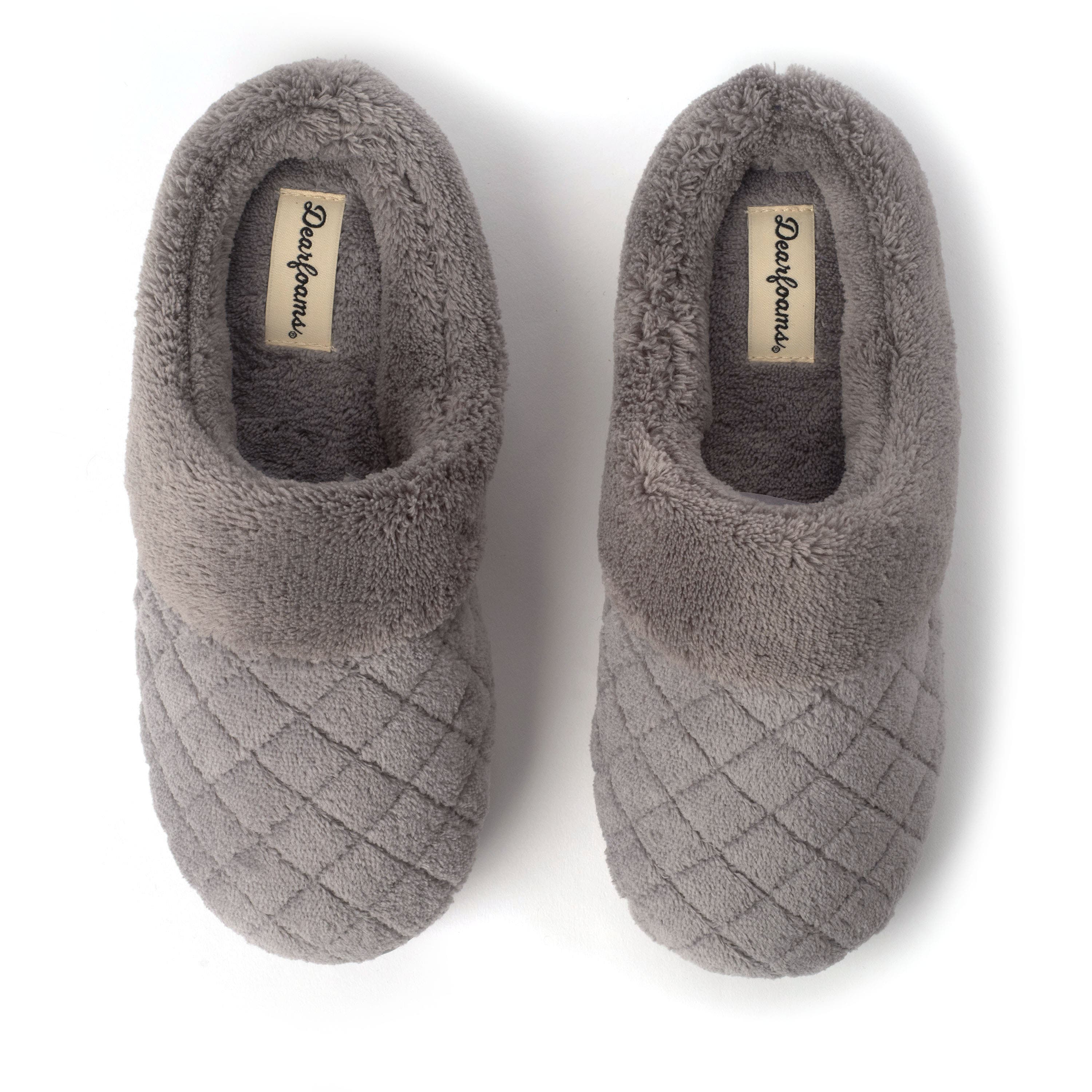 DEARFOAMS Libby Quilted Terry Clog Slipper, Alternate, color, Medium Grey