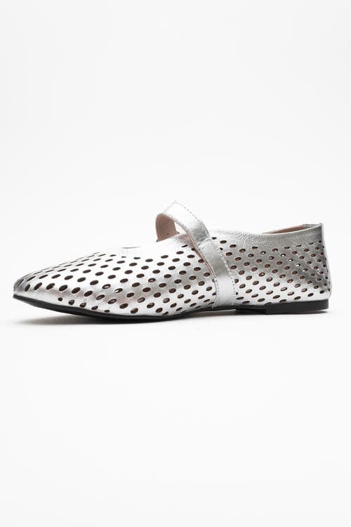 Forever & Always Shoes Arian Leather Ballet Flat In Silver