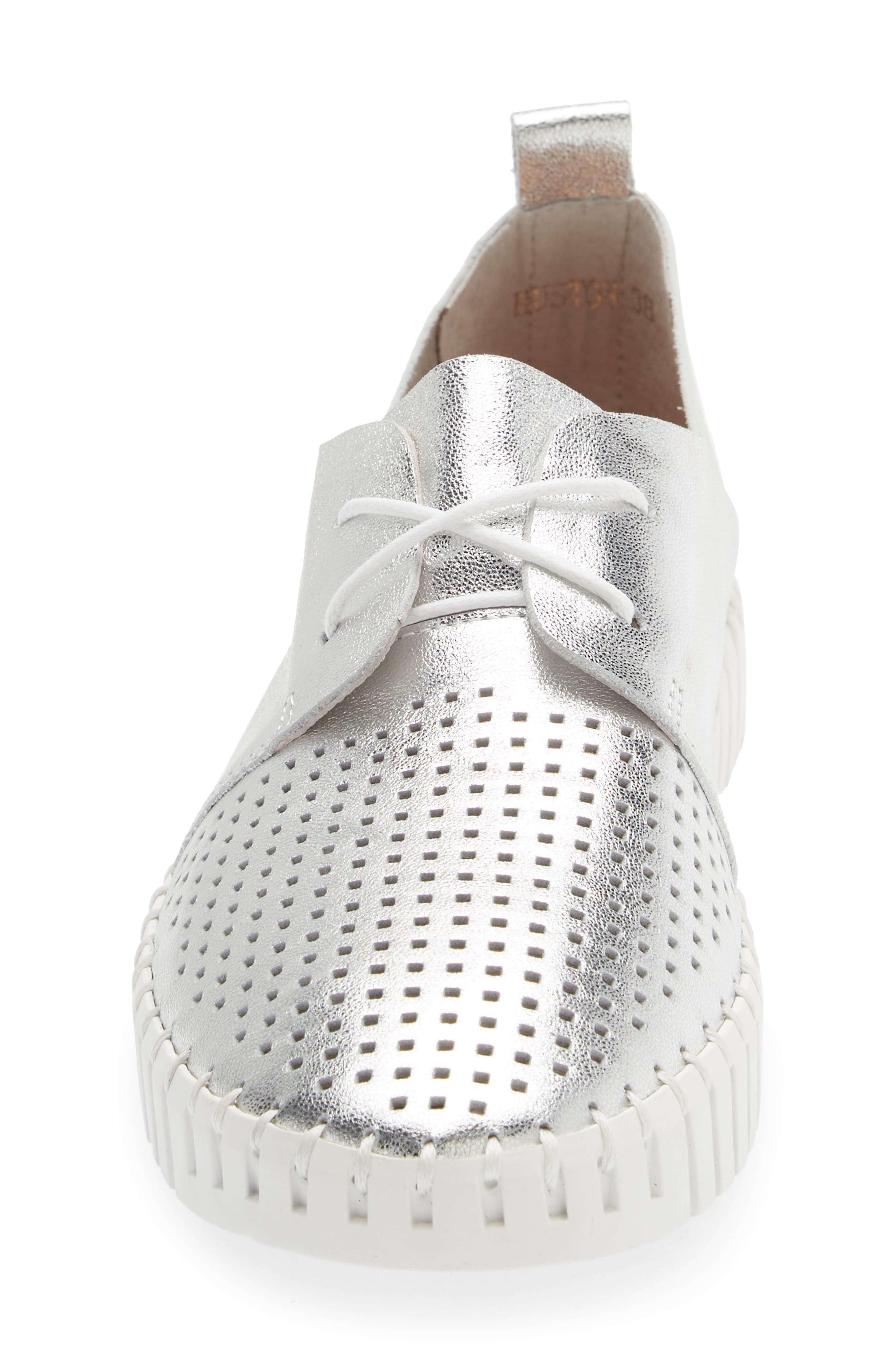 DJANGO AND JULIETTE Huston Low Top Sneaker, Alternate, color, 