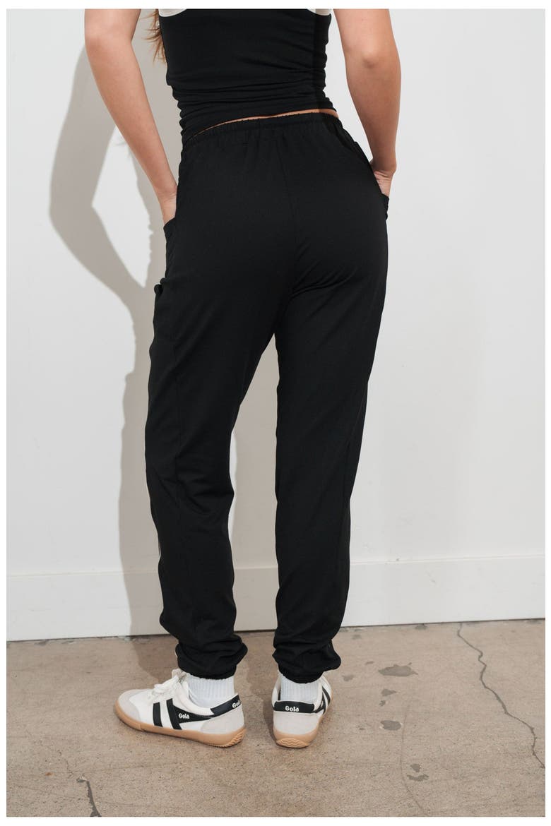 Motive Jogger, Alternate, color, Midnight Contrast
