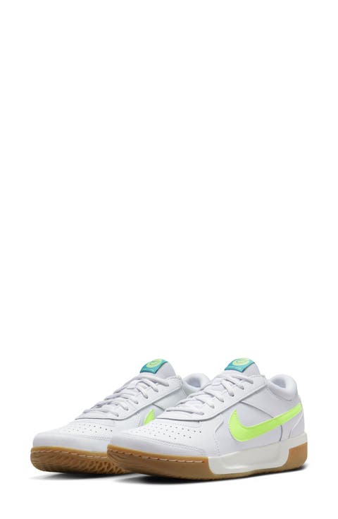 Court Air Zoom Lite 3 Tennis Shoe (Women)