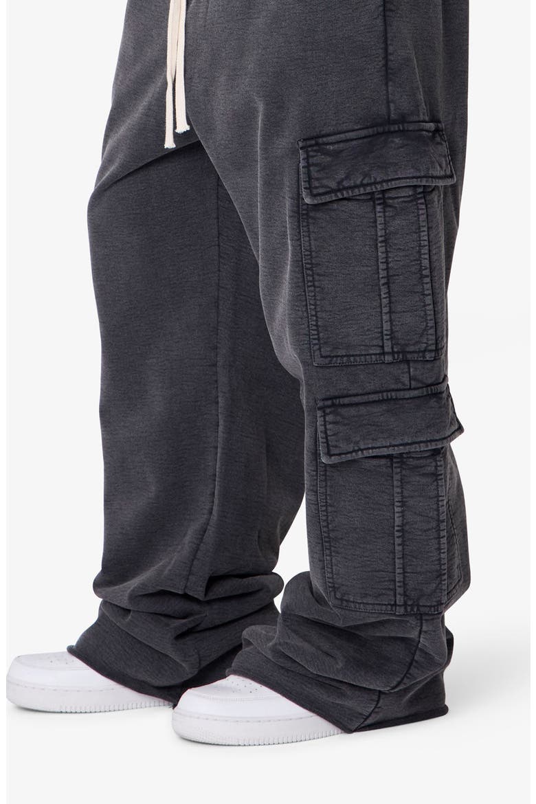 Ultra Baggy Cotton Flece Cargo Sweatpants, Alternate, color, WASHED BLACK