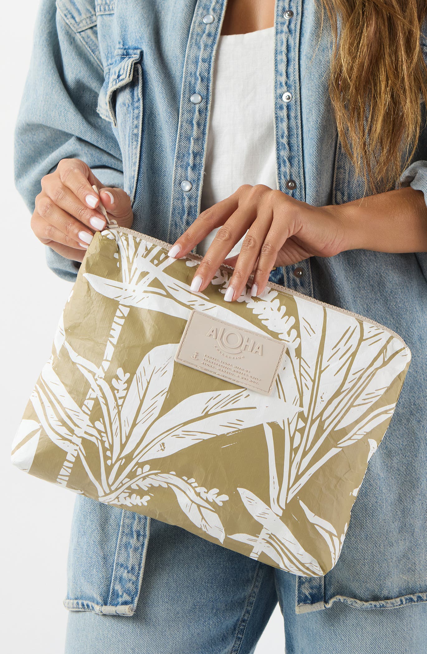 Aloha Collection Mid Ti Leaf Water Resistant Tyvek<sup>®</sup> Zip Pouch, Alternate, color, Latte