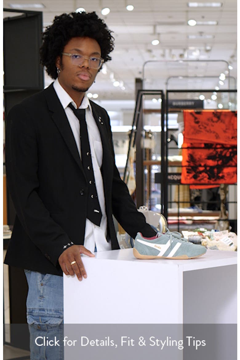 Chase Sneaker video