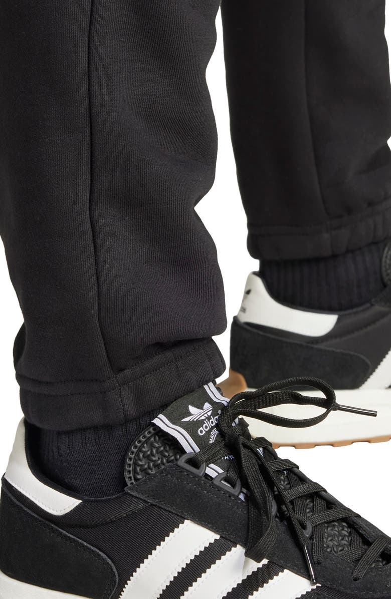 adidas Originals Trefoil Essentials Slim Fit Sweatpants, Alternate, color, Black