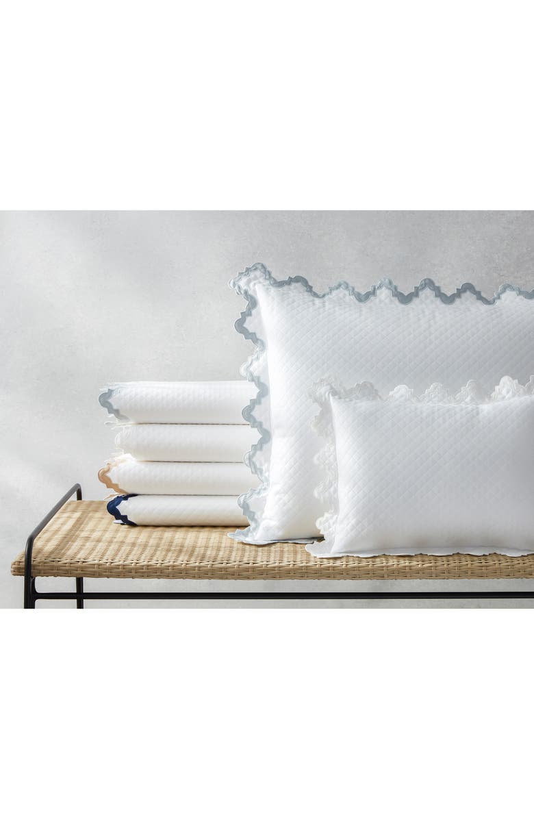 Matouk Aziza Matelassé Coverlet, Alternate, color, Bone