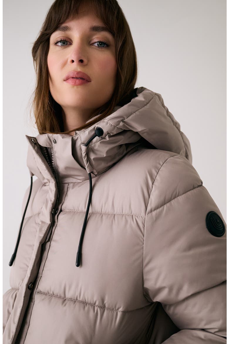 London Waterproof 700 Fill Power Hooded Down Crop Puffer Jacket, Alternate, color, PEBBLE