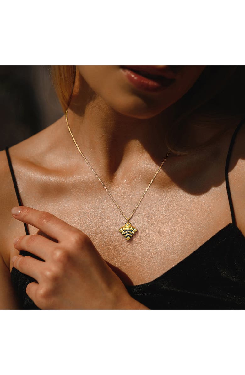 DELMAR Black Spinel Bumblebee Pendant Necklace, Alternate, color, Gold