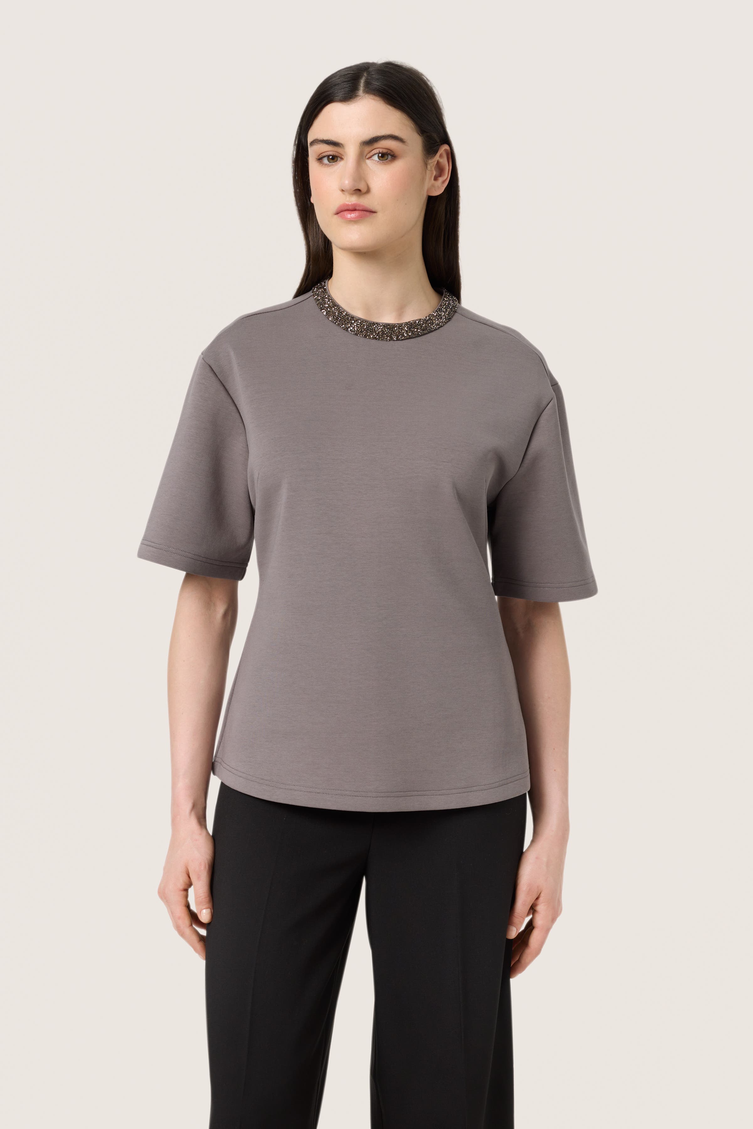 Dark Gull Gray