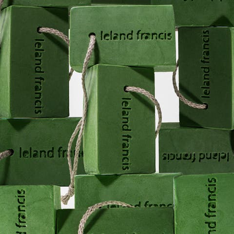 La Reina - Bathing Bar