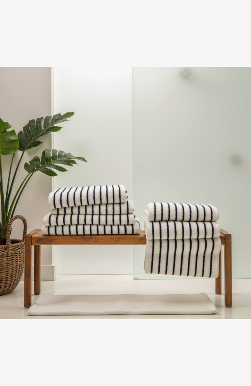 Italic Ultraplush Australian Cotton Bath Towel In Multi