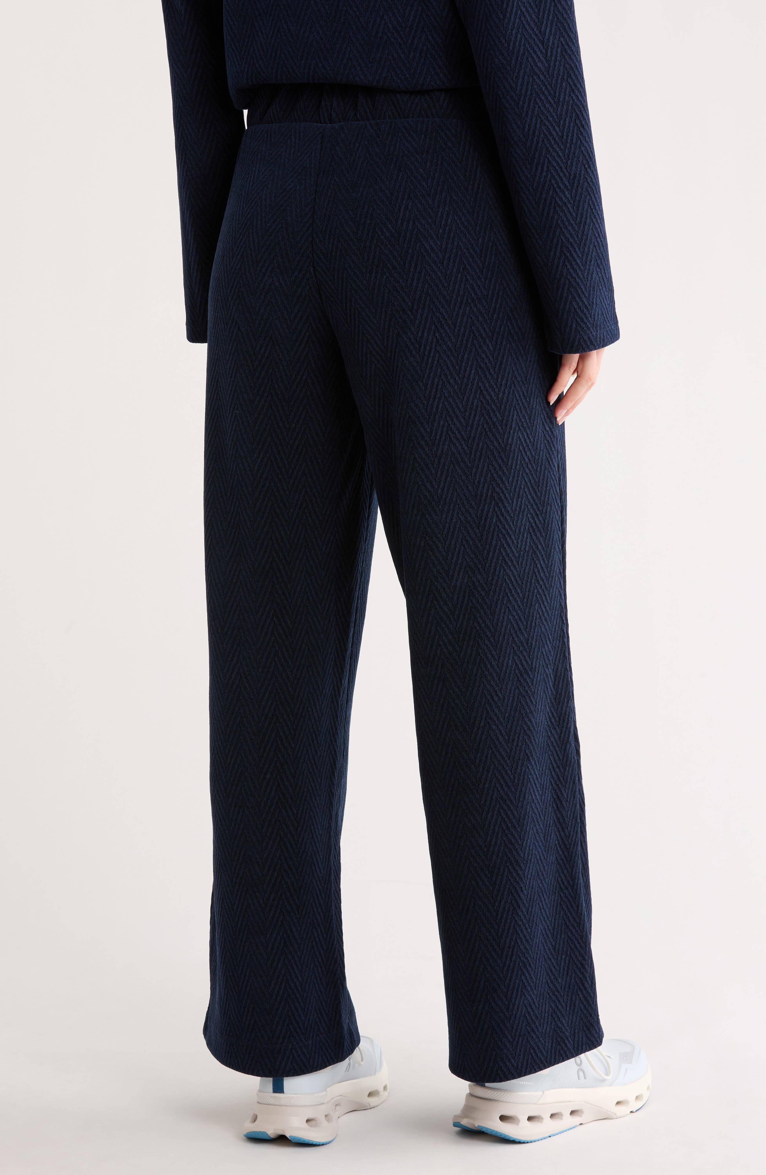 Herringbone Wide Leg Pull-On Pants - image 4