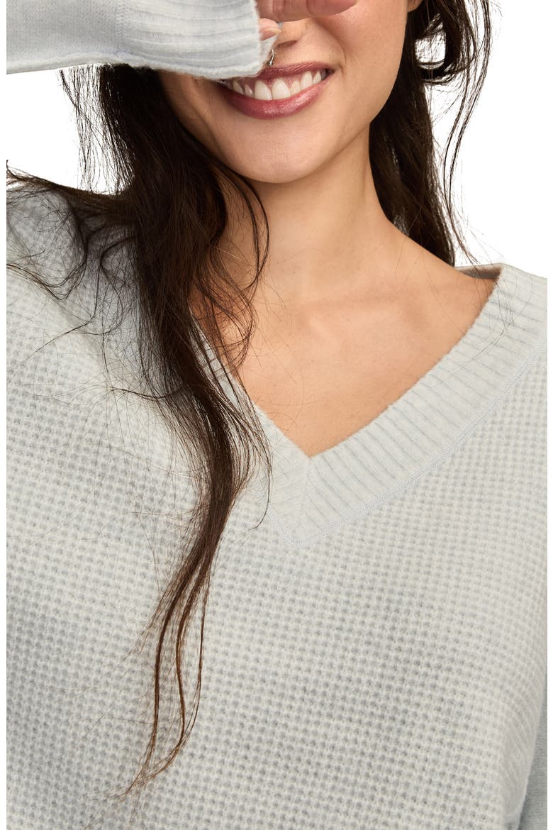 Waffle Knit V-Neck Sweater, Alternate, color, SKYWRITING
