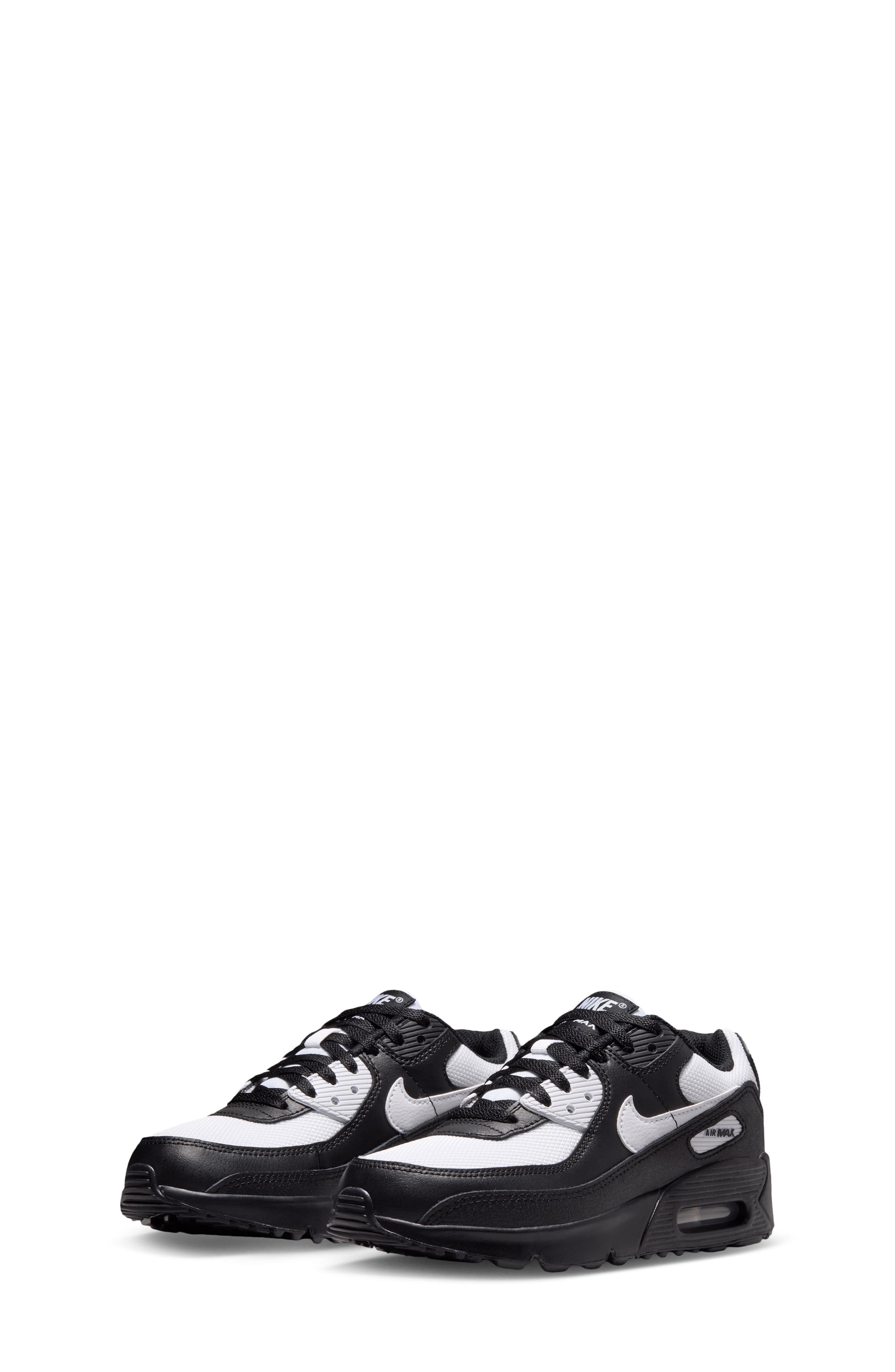BLACK/ WHITE