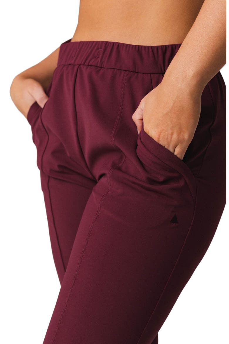 Nomad Jogger, Alternate, color, Blackberry