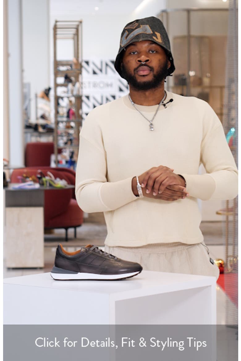 Bravo II Sneaker video