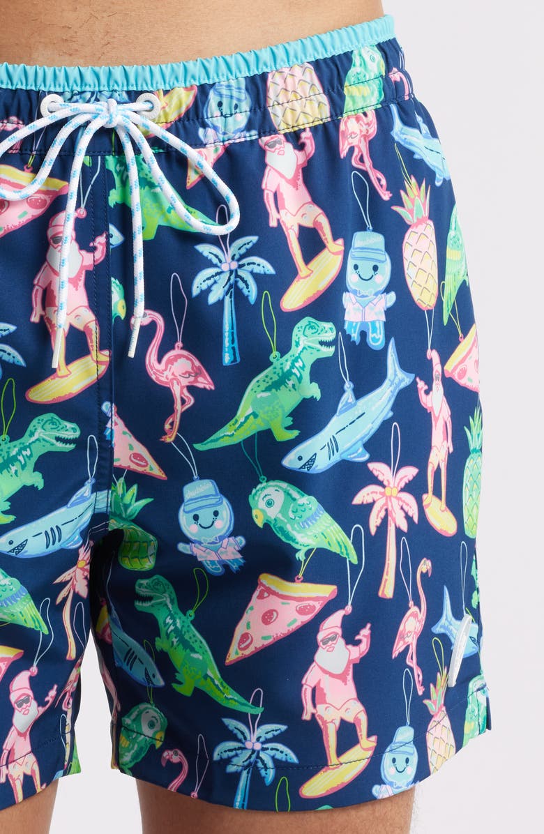 Chubbies The Holidoozies 5.5-Inch Swim Trunks, Alternate, color, 