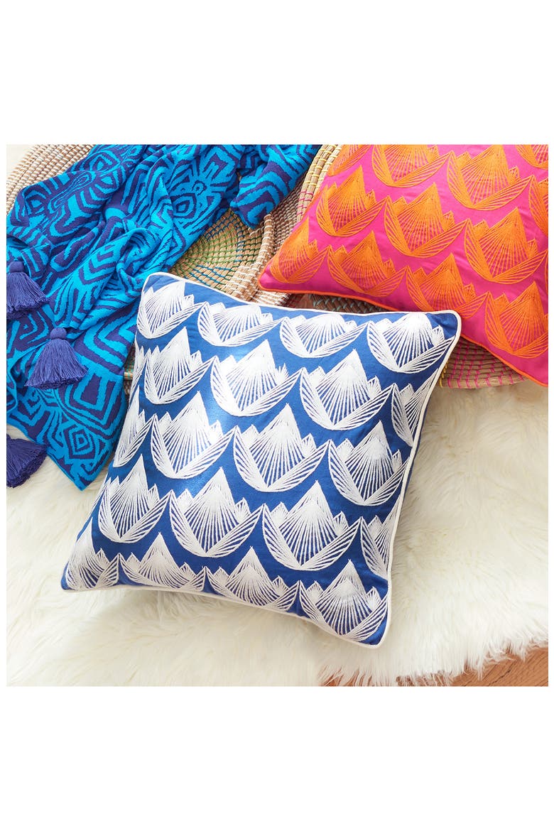Lotus Cotton Accent Pillow, Alternate, color, WHITE/ BLUE