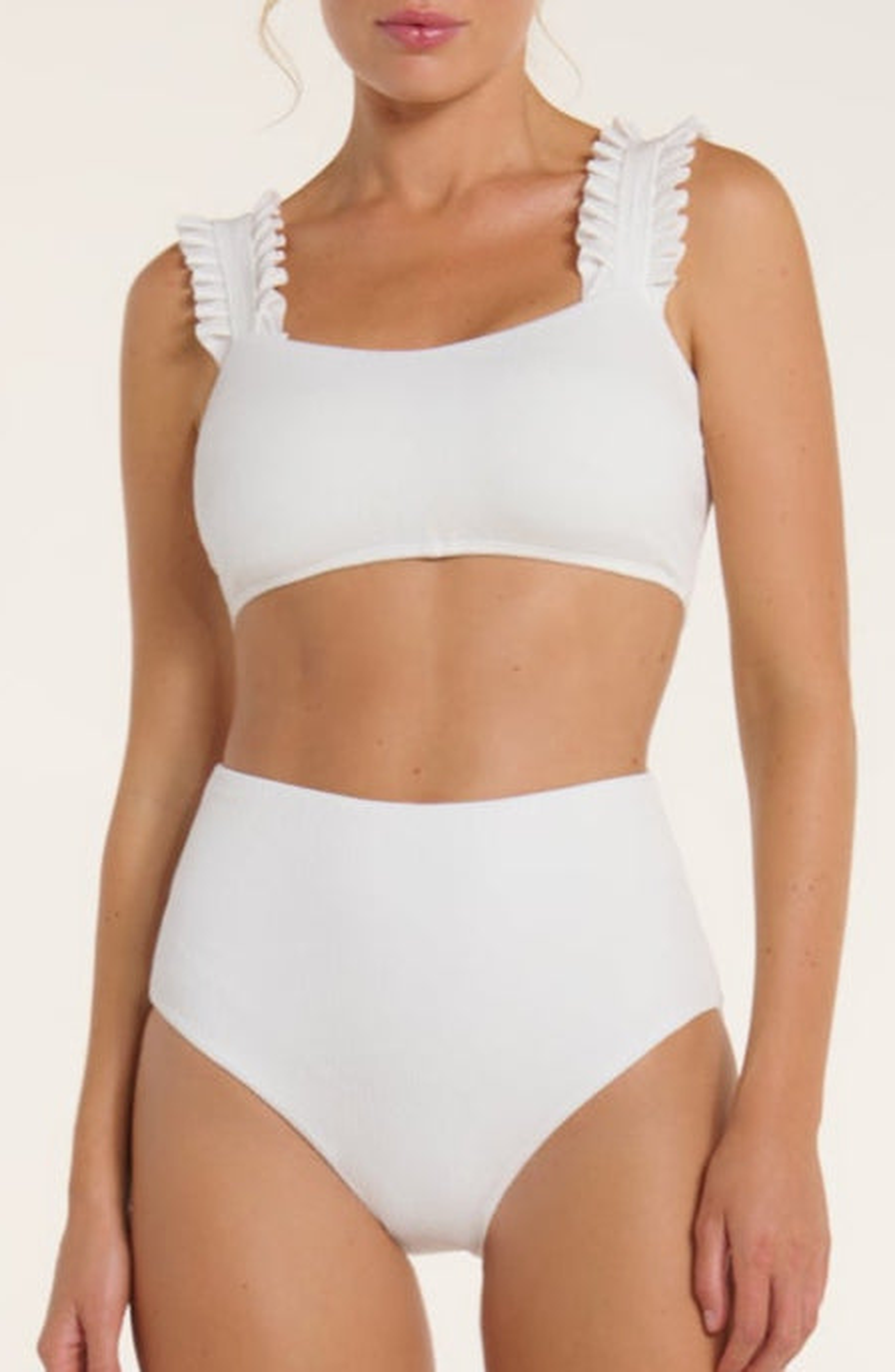 Hermoza Ruth Ruffle Top in Sugar 