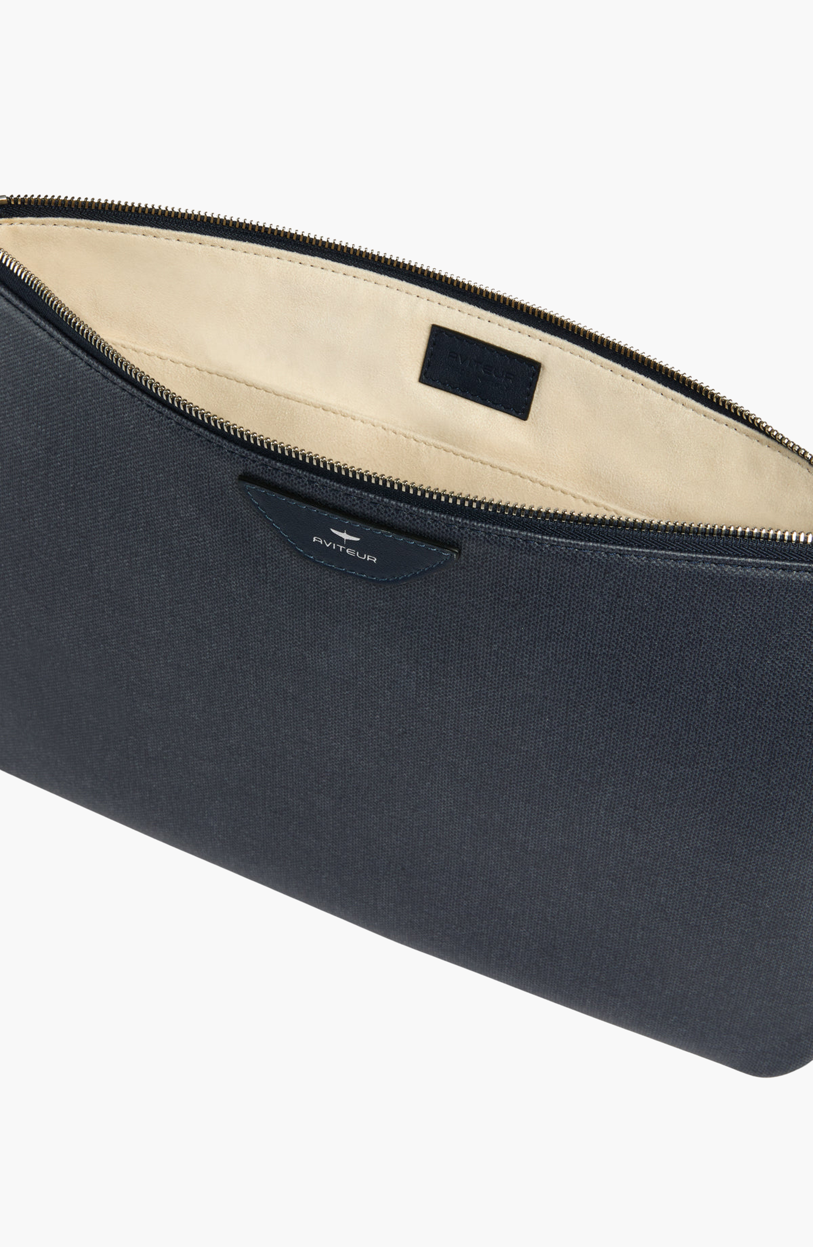 Aviteur Water-Resistant Waxed Canvas Newport Laptop Case, Alternate, color, Blu Nautico