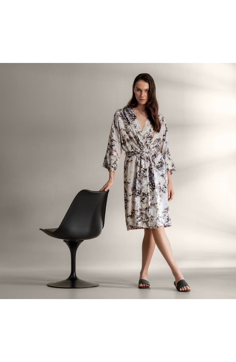 Togas Bellita Women
s Robe, Main, color, White