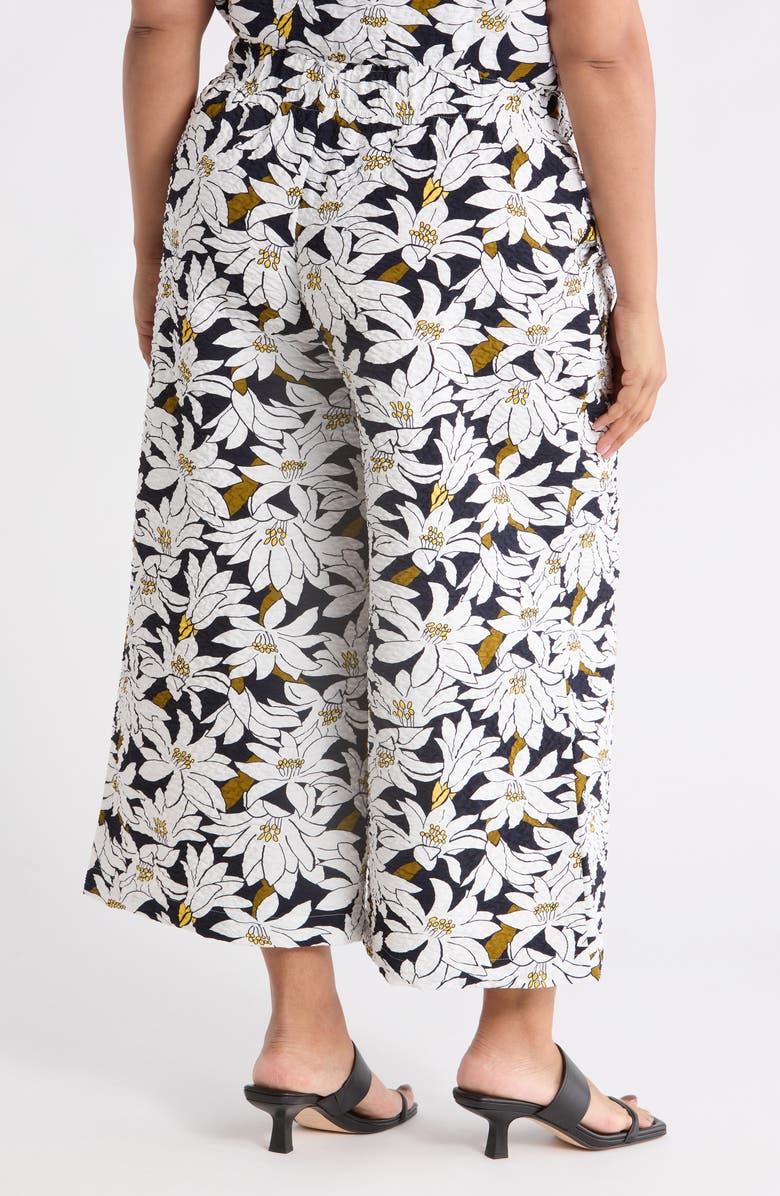 Adrianna Papell Crinkled Crop Pull-On Pants, Alternate, color, Navy/ Ivory Lily