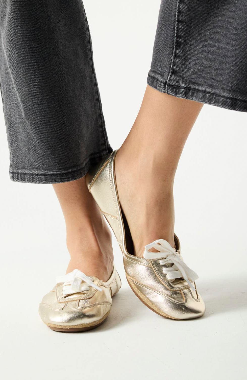 Commuter Leather Sneaker Flat, Alternate, color, GOLD