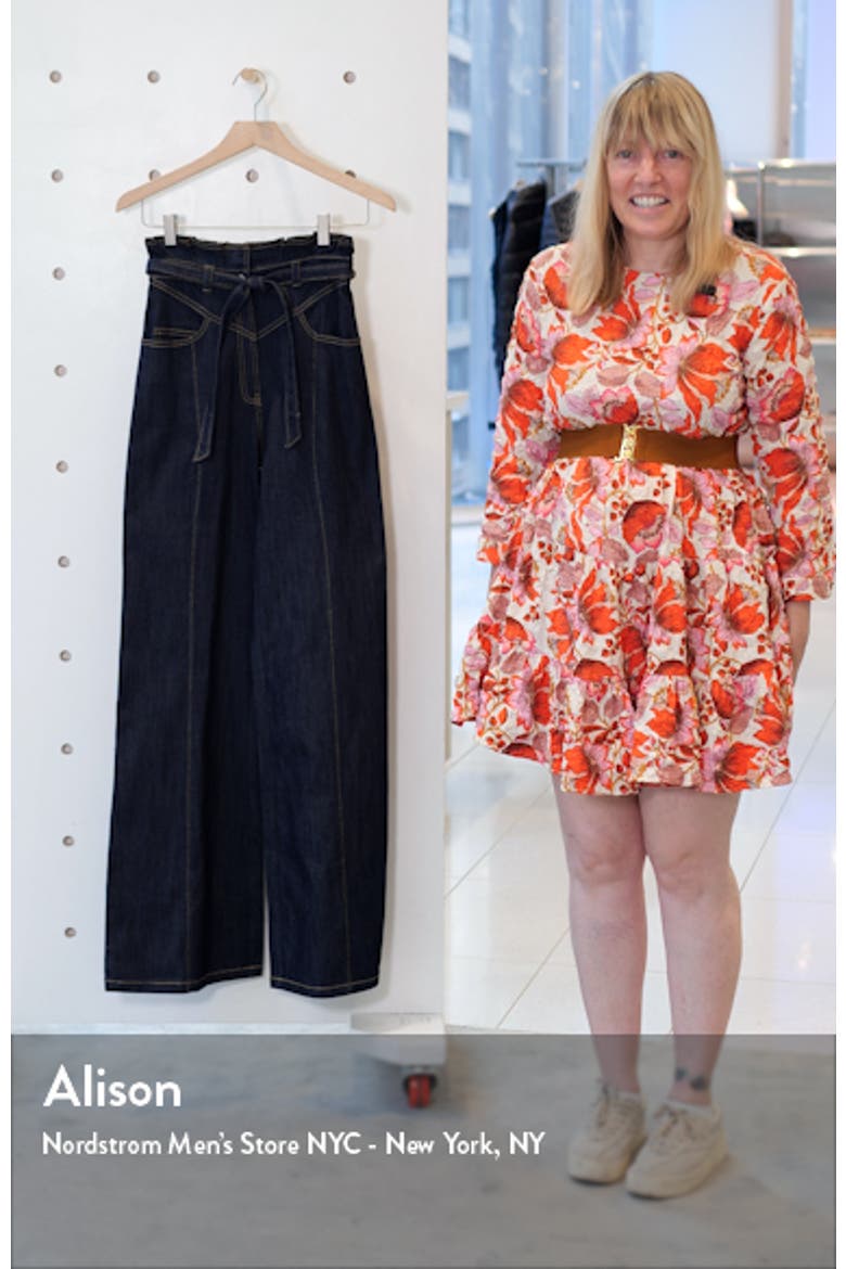 Wendy Paperbag Waist Wide Leg Jeans video