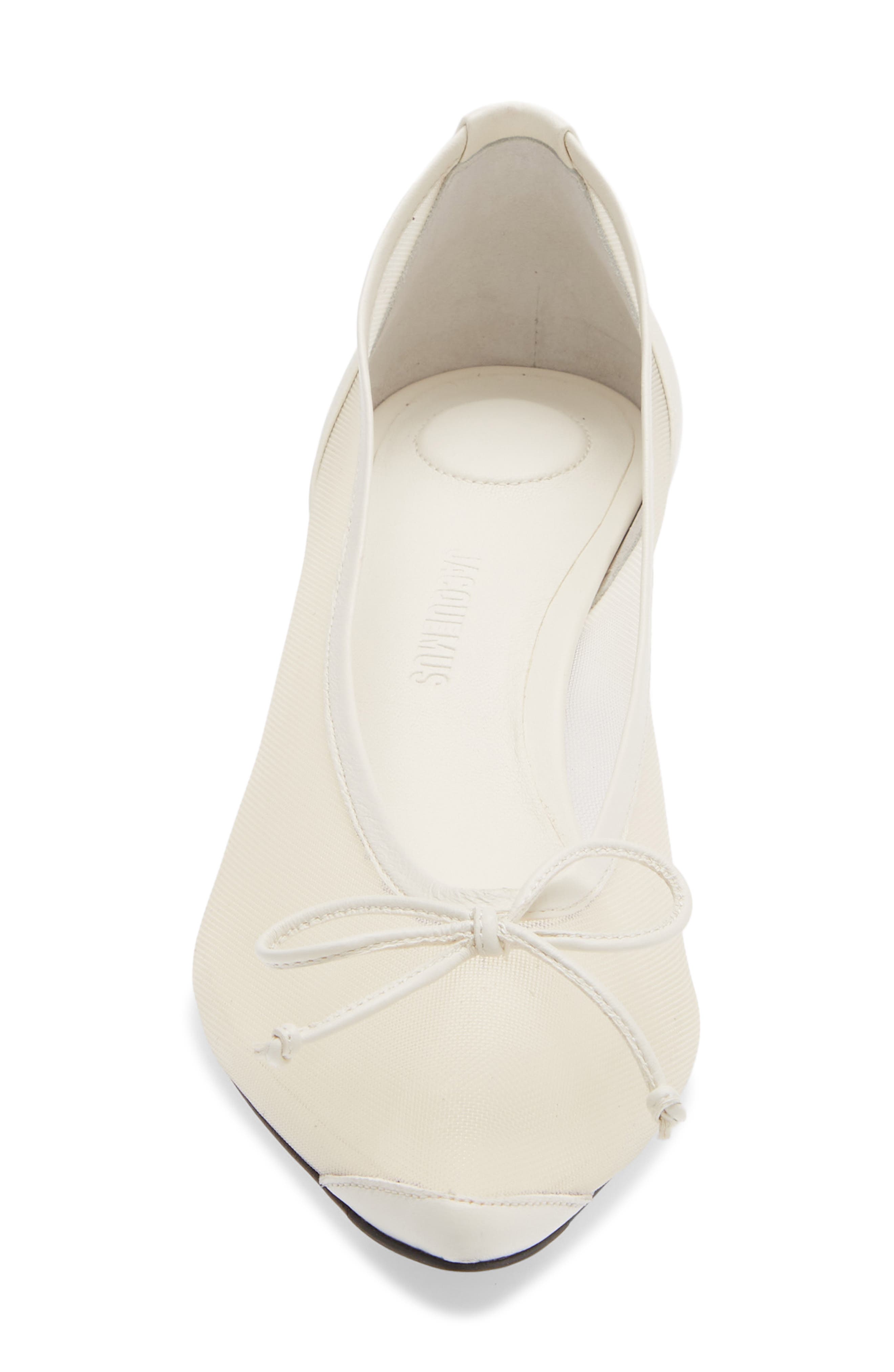 Jacquemus Les Escarpins Tourni Pointed Toe Pump, Alternate, color, White