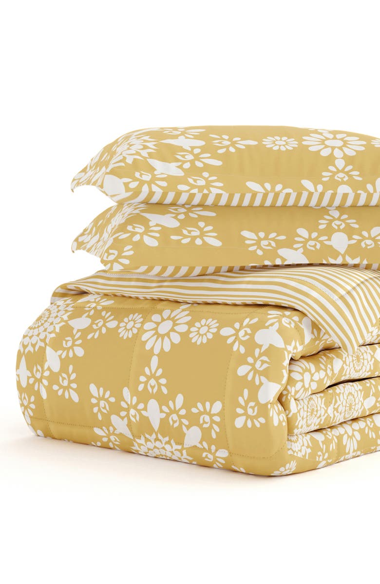 HOMESPUN Premium Ultra Soft Daisy Medallion Reversible Down-Alternative Comforter Set, Alternate, color, Yellow