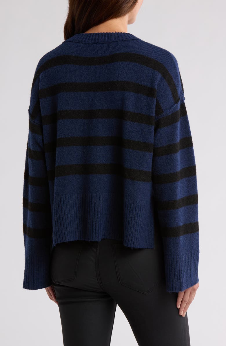 Bobeau Stripe Wide Sleeve Crop Sweater, Alternate, color, Navy/ Black