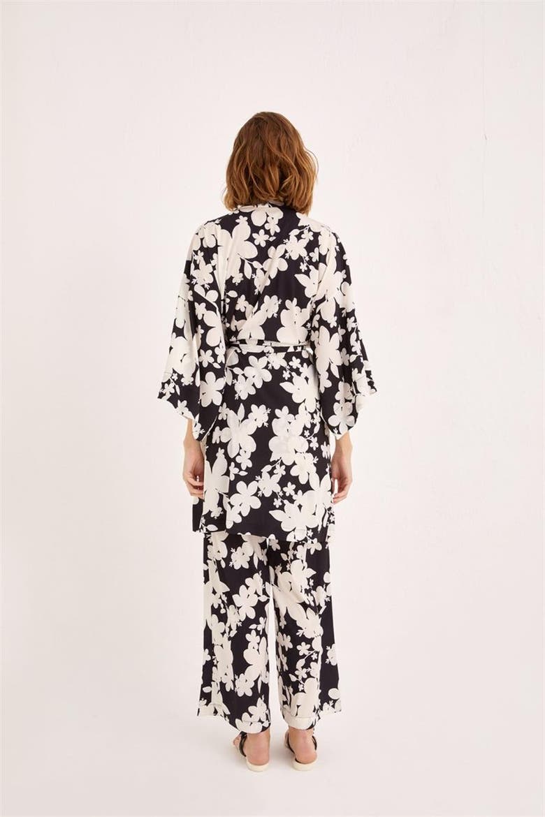 Albeon Short Robe, Alternate, color, Black
