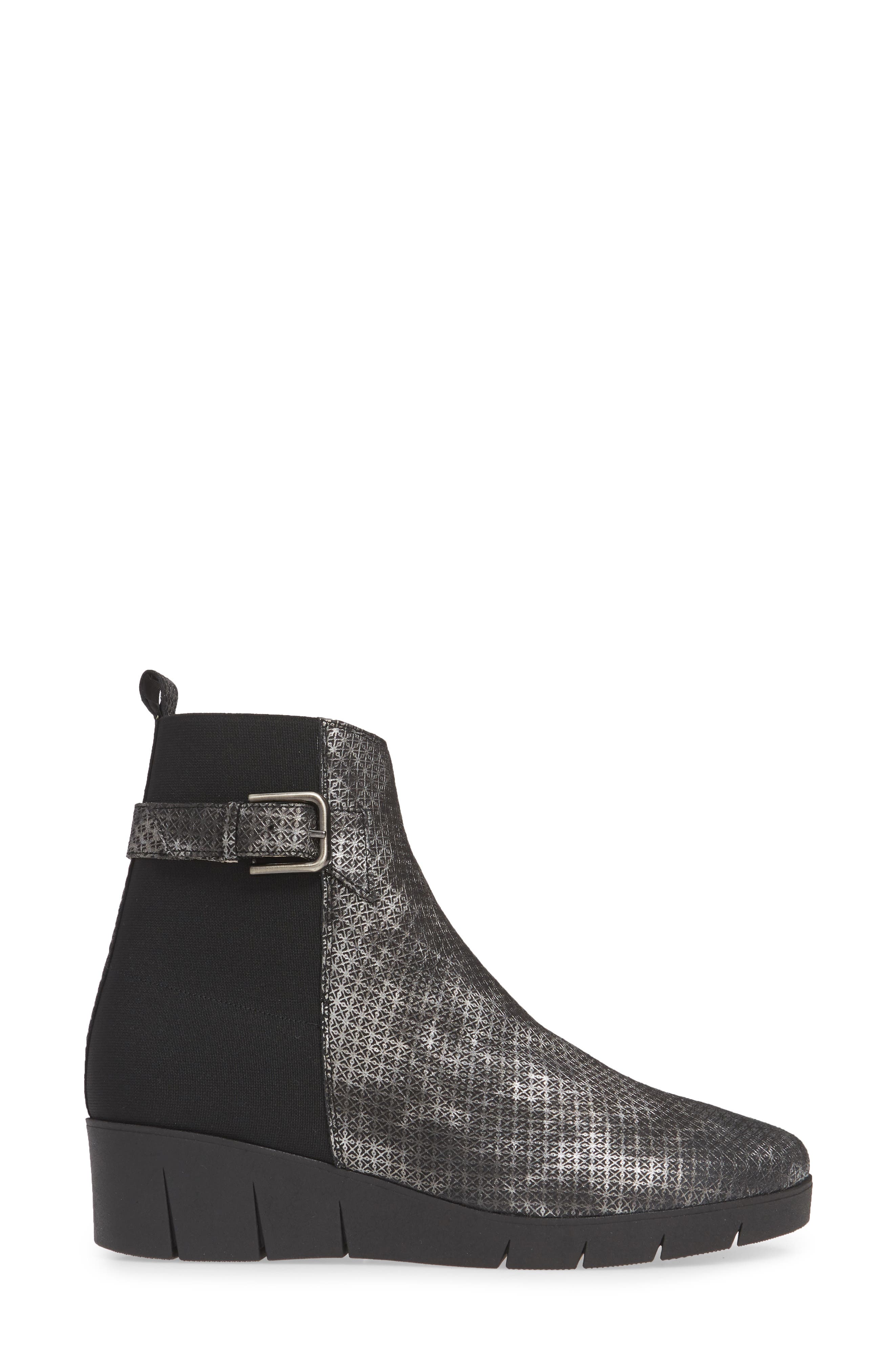 Amalfi by Rangoni Gianmaria Bootie, Alternate, color, Black Spazio