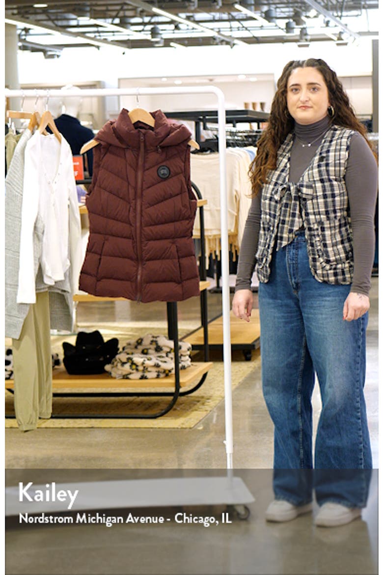 Clair 750 Fill Power Down Vest video