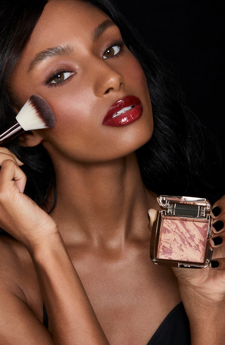 HOURGLASS Ambient<sup>®</sup> Lighting Blush, Alternate, color, At Night