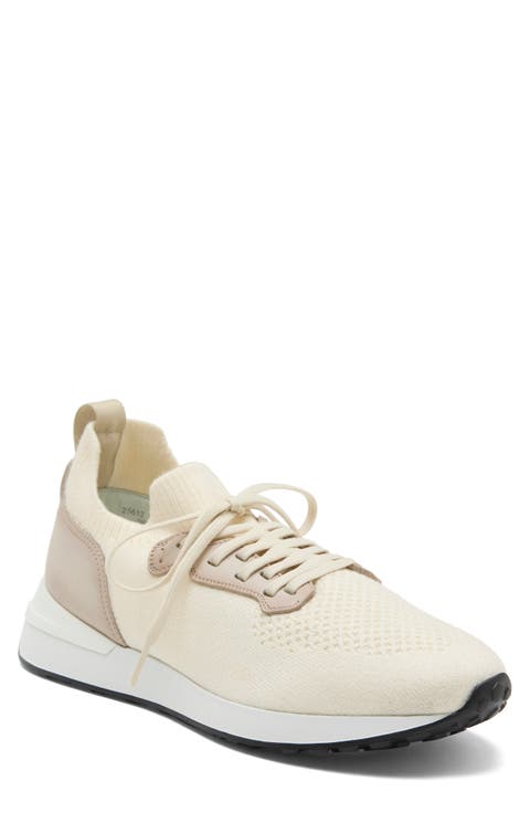 Stratus Sneaker