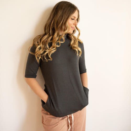 Eavolu Acadia-aspen Short Sleeve Mock-neck Top In Slate