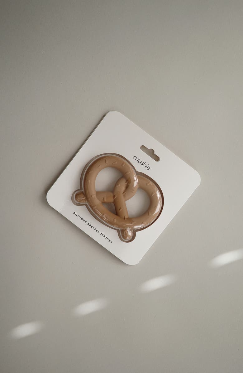 Mushie Pretzel Silicone Teether, Alternate, color, Natural