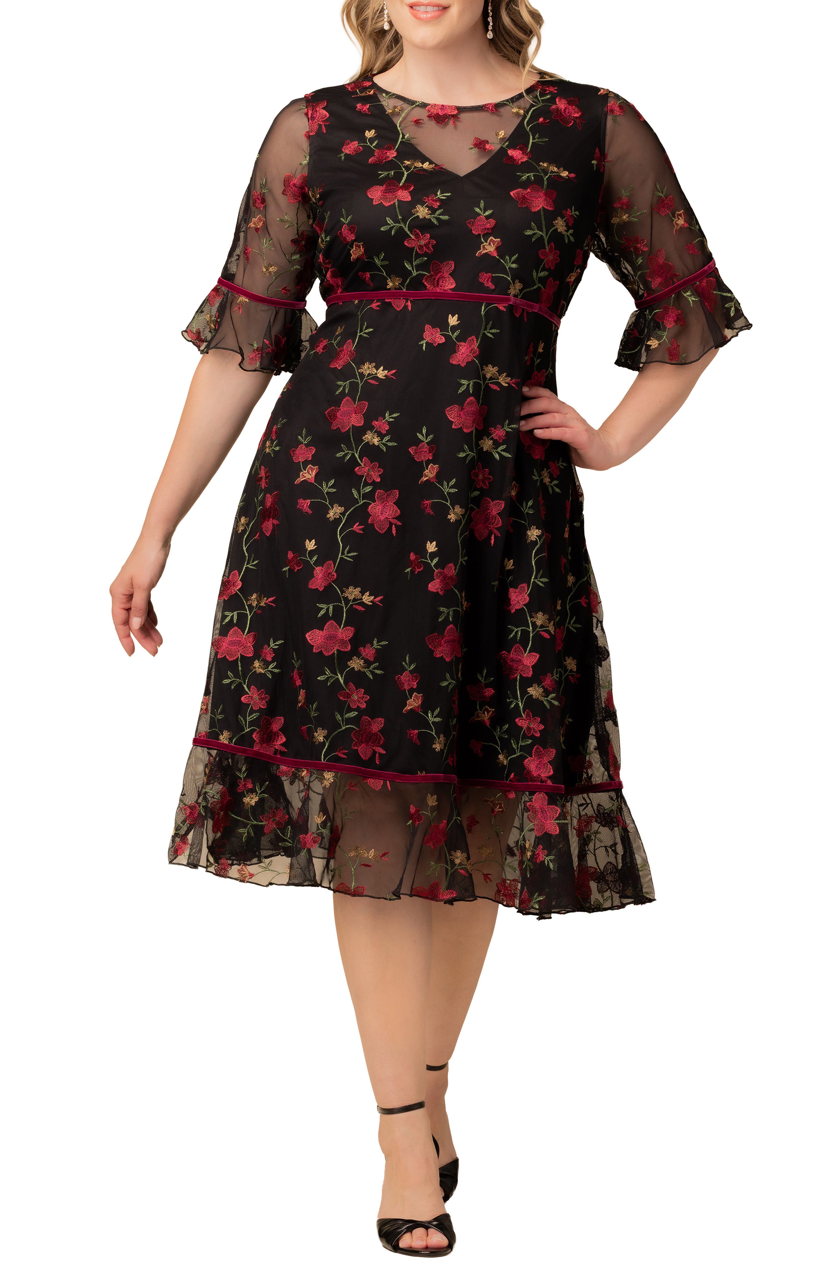 selected BLACK/ RED FLORAL