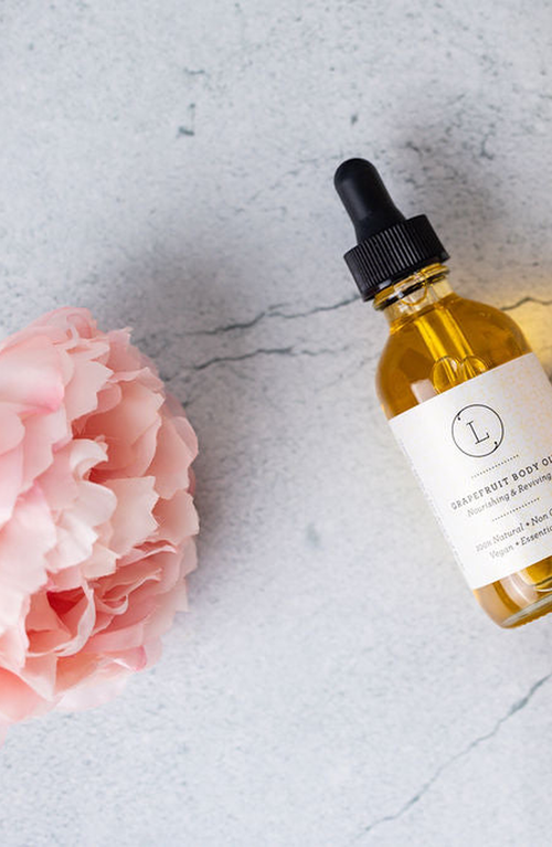 Lizush Cbd Natural Body Oil With Cbd, Grapefruit Moisturizing Body Oil In Light Yellow