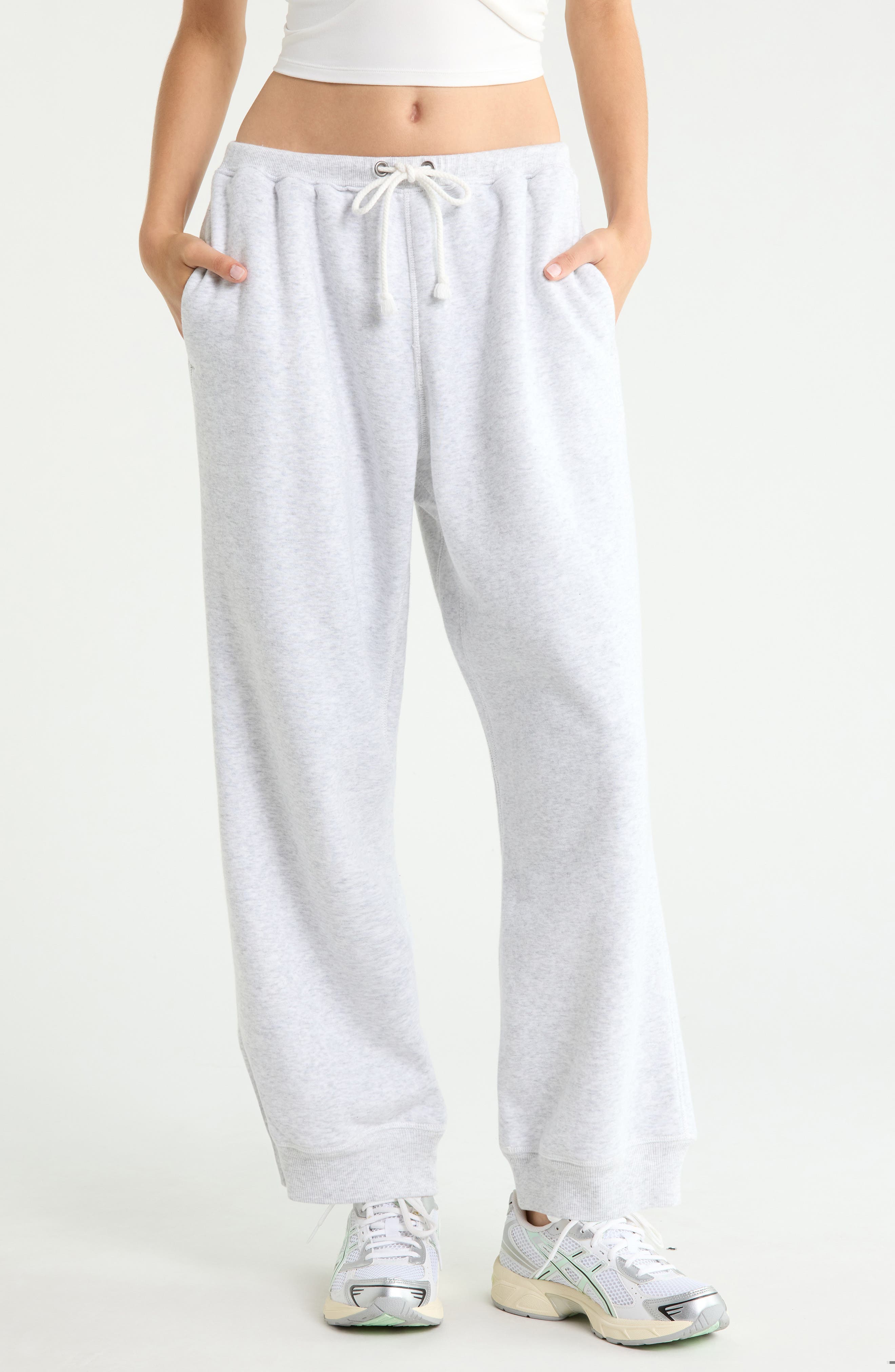 WHITE HEATHER GREY