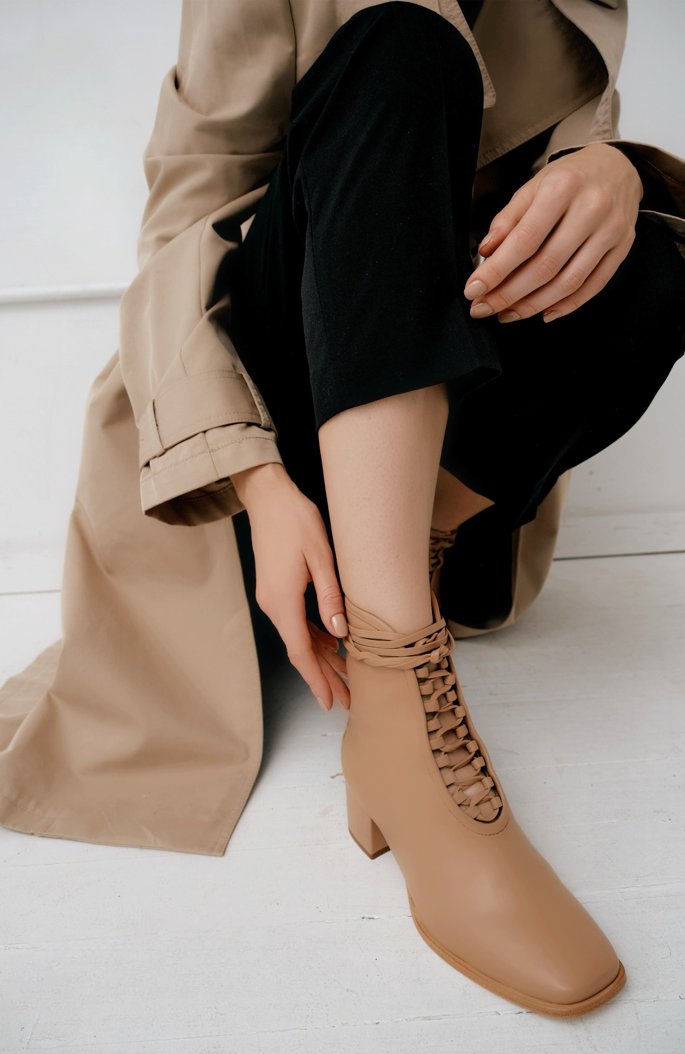 Daniella Shevel Willow Boot, Alternate, color, Brown