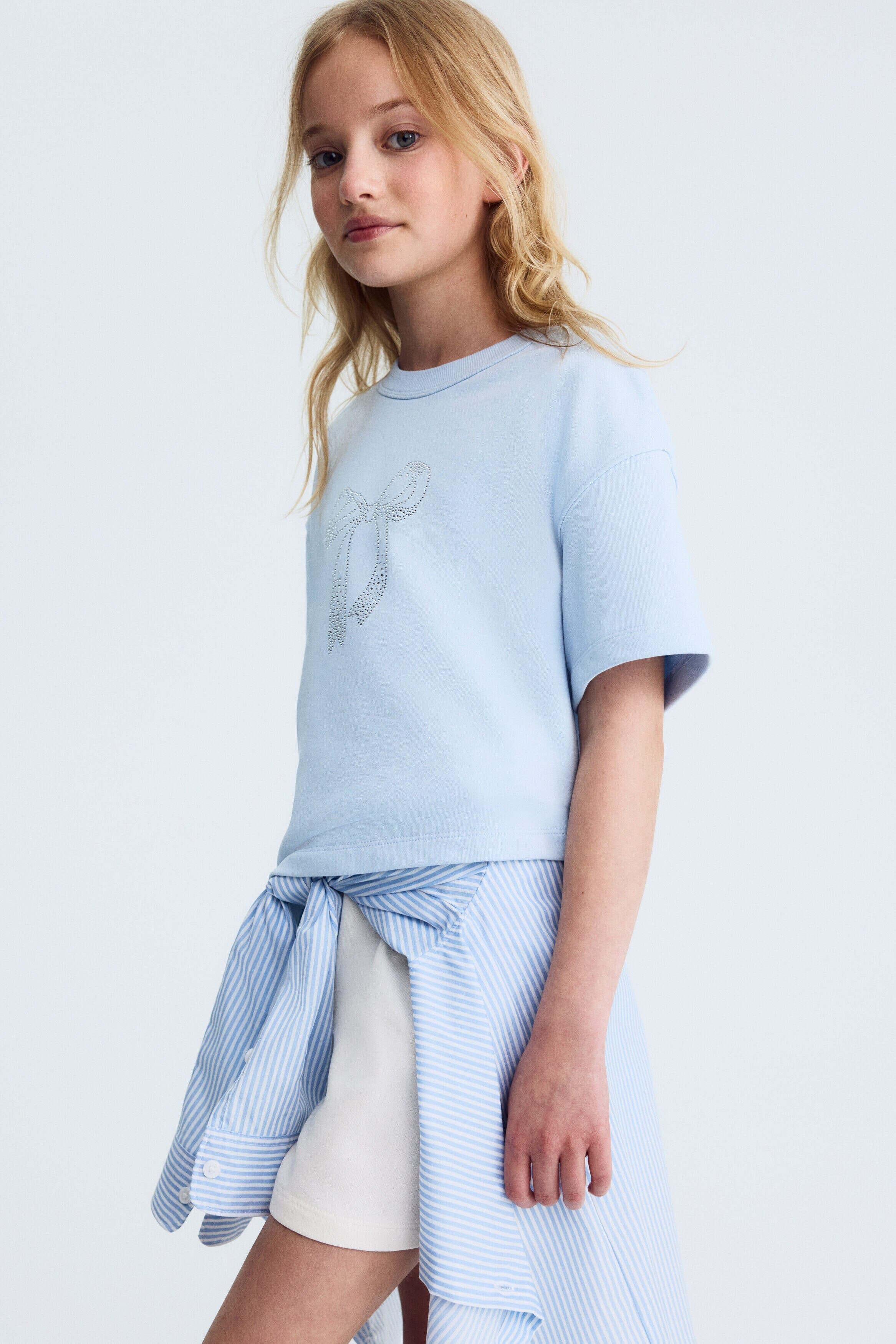 Light blue/bow
