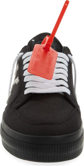 New Vulcanized Low Sneaker