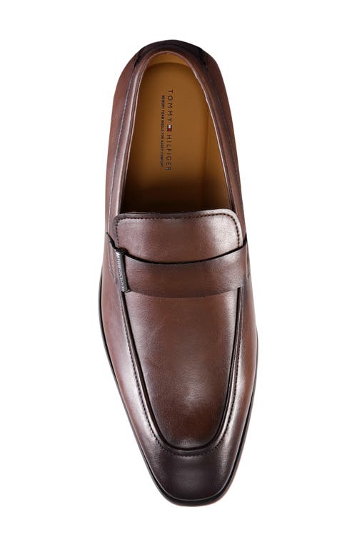 Tommy Hilfiger Shovan Loafer In Brown