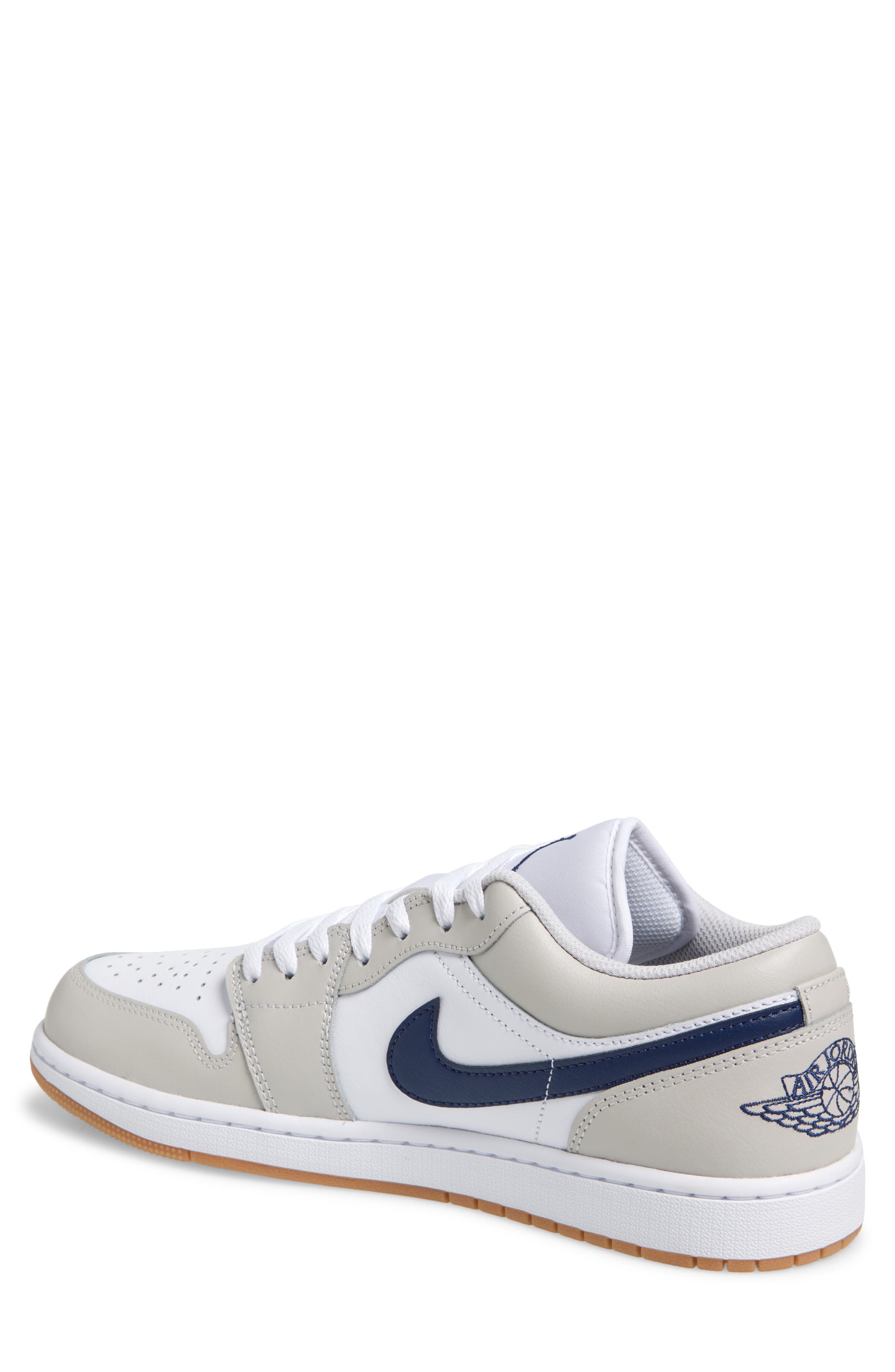 Jordan Air Jordan 1 Low Basketball Sneaker, Alternate, color, 146 White/Mnnavy